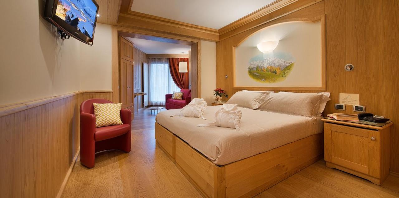 Hotel Baita Montana 리비뇨 외부 사진